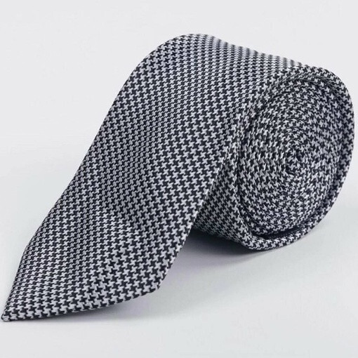 Прокат галстука серого цвета с шахматным узором для мужского костюма