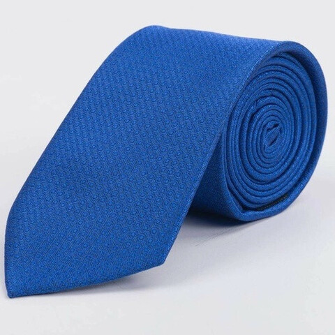 Галстук напрокат синего цвета с фактурным кольцевым узором для мужского костюма