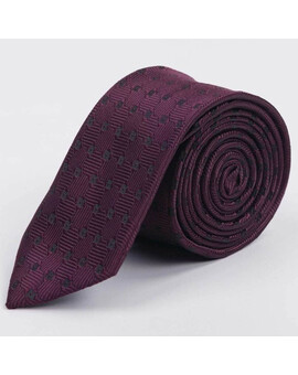 Арендовать галстук бордового цвета с фактурным черным узором для мужских костюмов, изображение 1