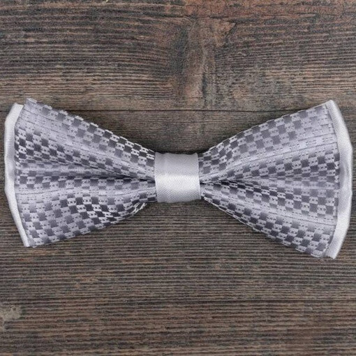 Аренда светло-серой бабочки для мужского костюма