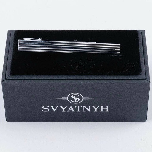 Арендовать классически зажим с линейной гравировкой для мужских костюмов