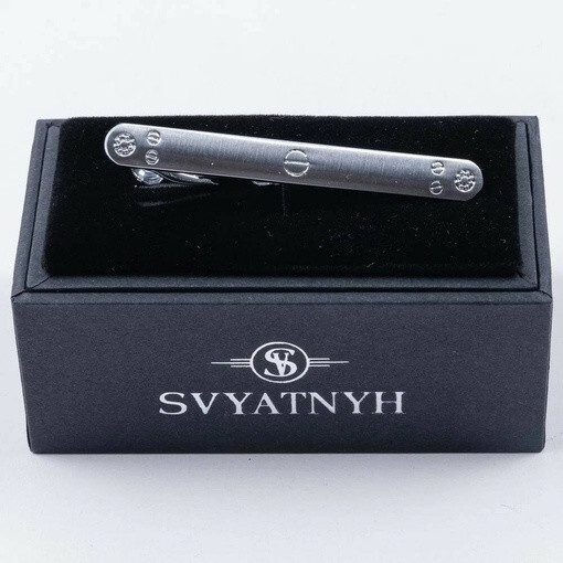 Зажим в аренду с гравировкой и скругленными краями для мужских костюмов